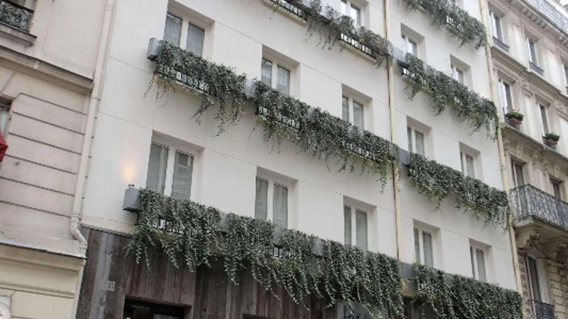 Hidden 4* Paris