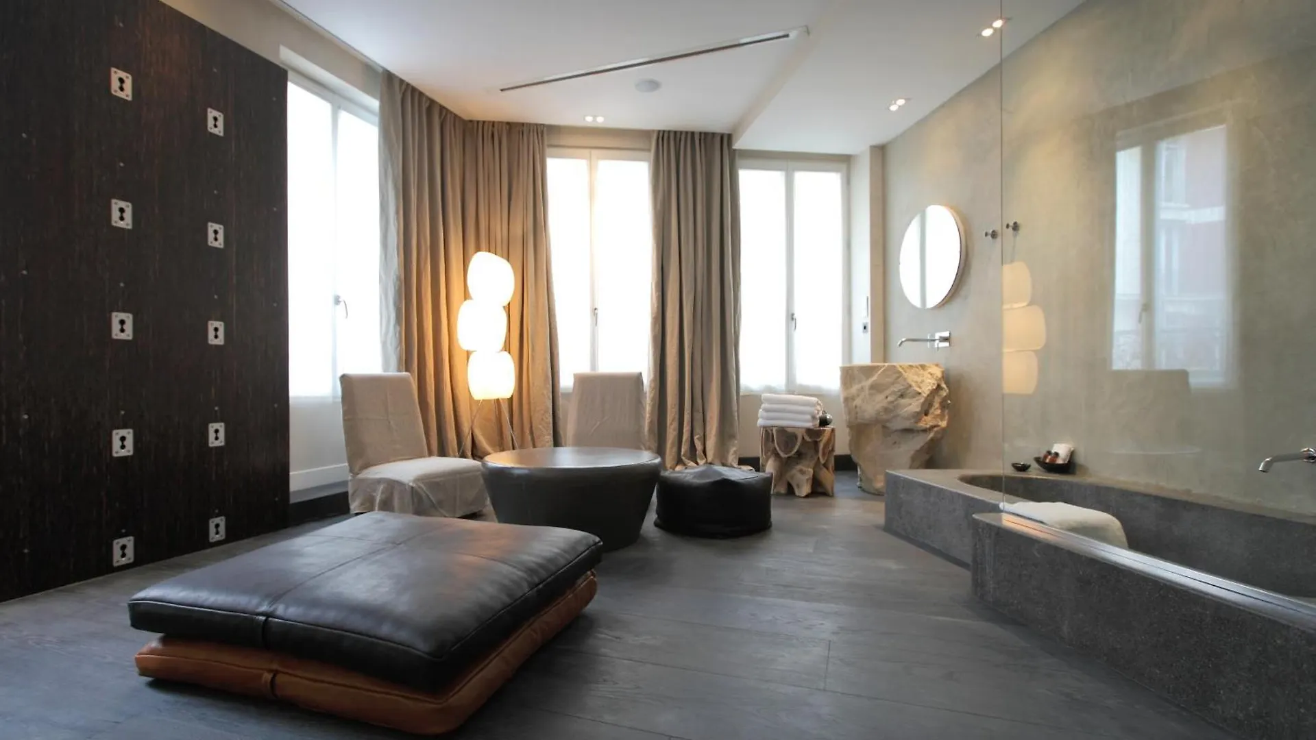 Hotel Hidden Paris